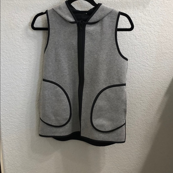 Lululemon reversible vest - Picture 2 of 3